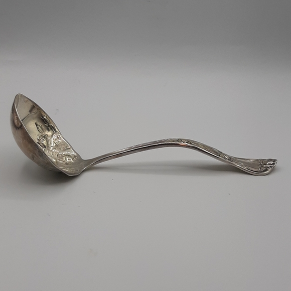 VTG R.C. CO Silver Plate Serving Gravy Ladle Rose Flower Embossed Pattern - Picture 7 of 7